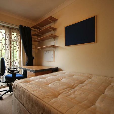 Bed and Breakfast Draycott London Exterior foto