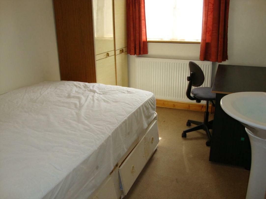 Bed and Breakfast Draycott London Exterior foto